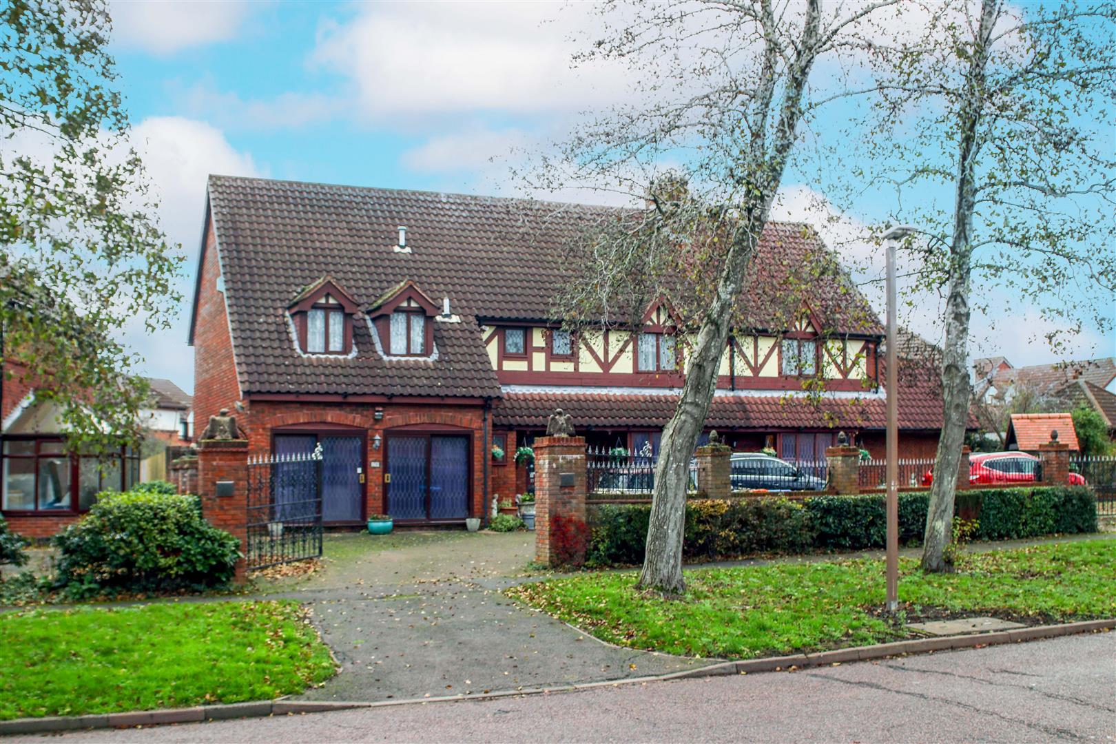 Willen Park Avenue., Willen Park, Milton Keynes